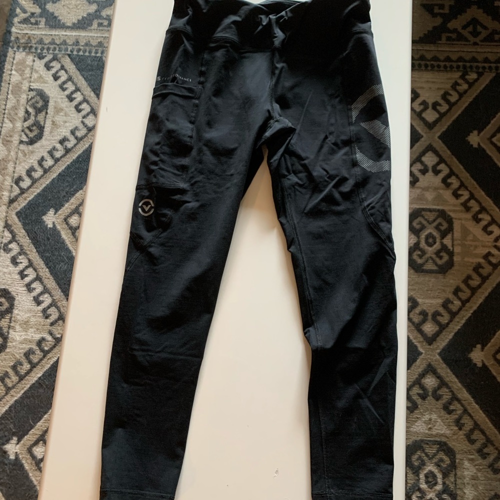Virus leggings